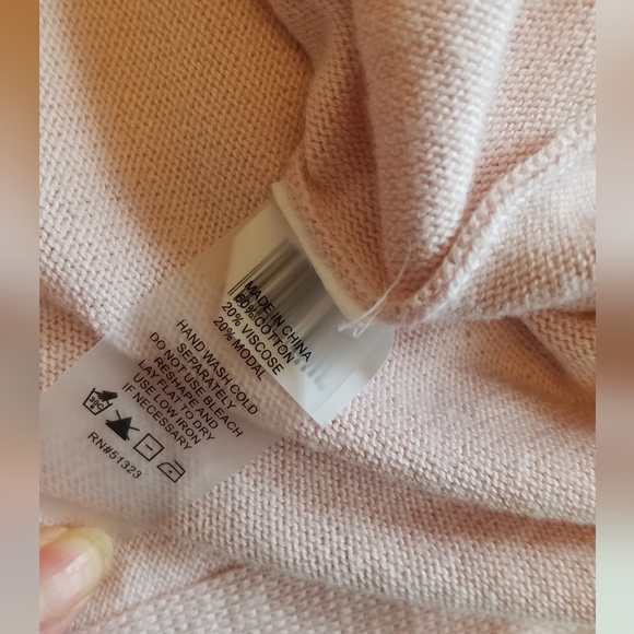 Vince Camuto Modal Blend Top Ribbed Bell Long Sleeves Size Medium Pink - Picture 13 of 14